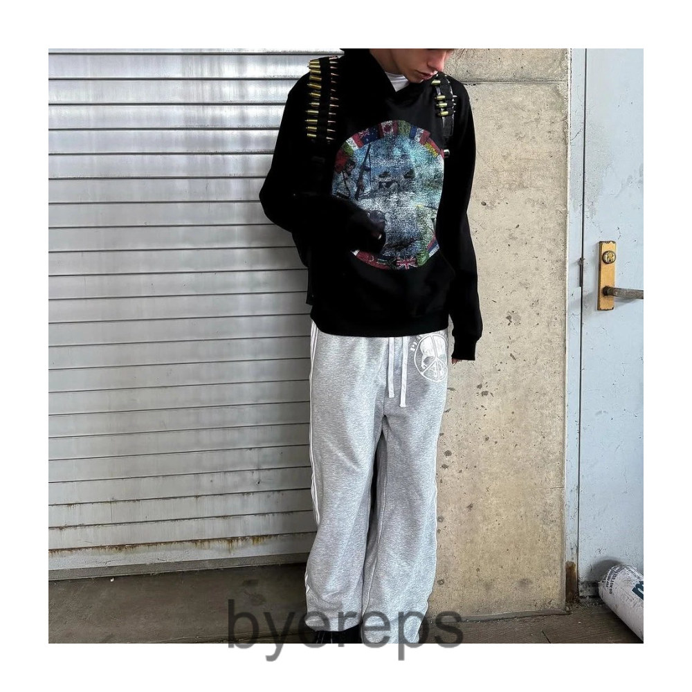 Peaceinwar Hoodie — photo 4 of 4