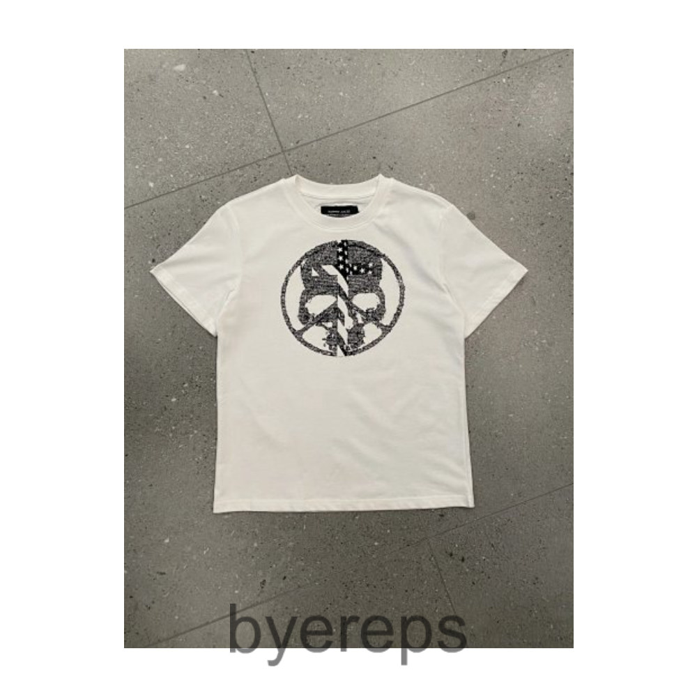 Peaceinwar Tee
