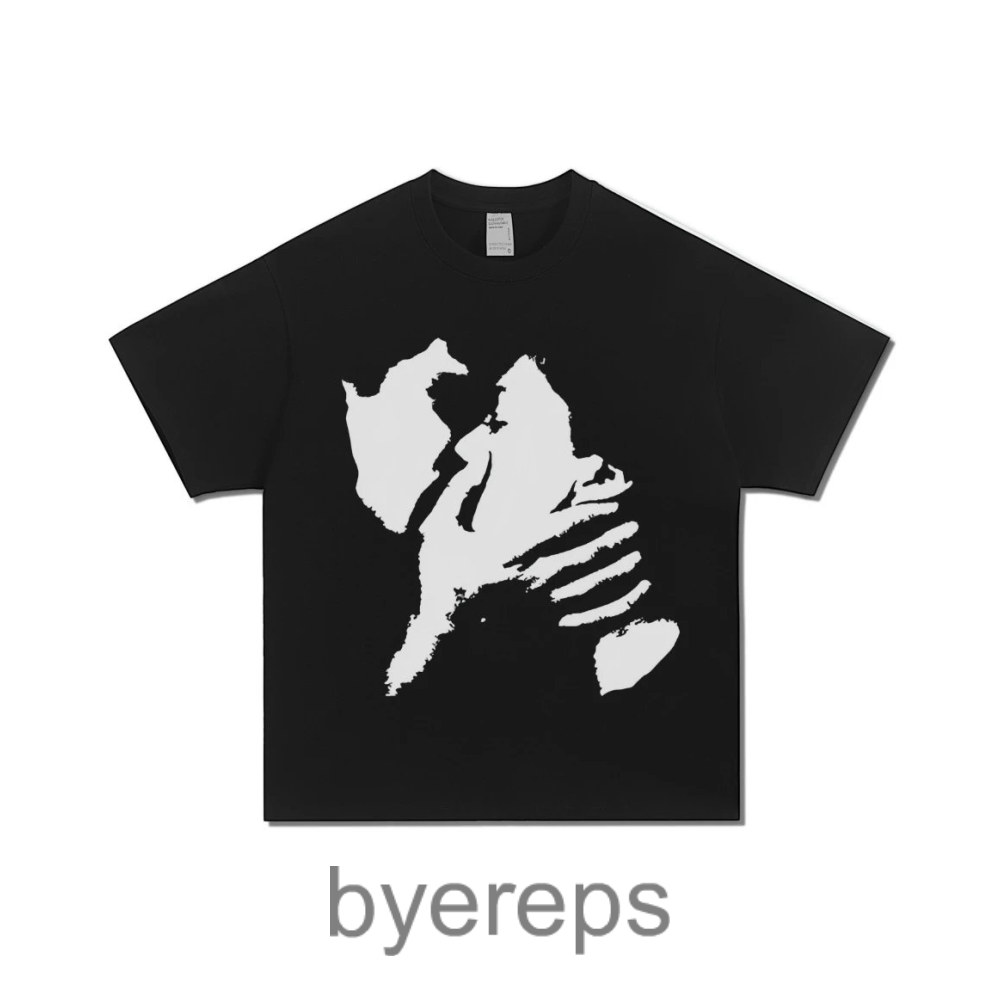 Unbranded People Kissing Tee — photo 3 of 4