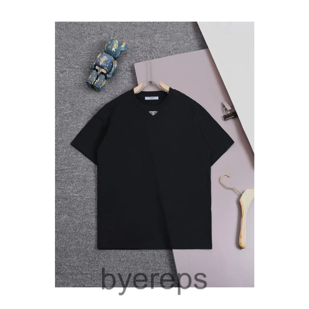 PRADA T-shirt — photo 2 of 3