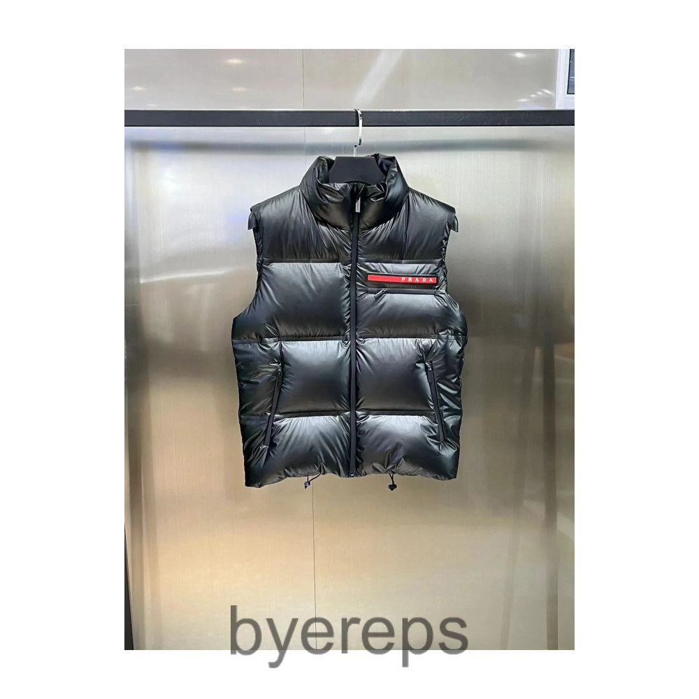 Prada Vest — photo 4 of 4