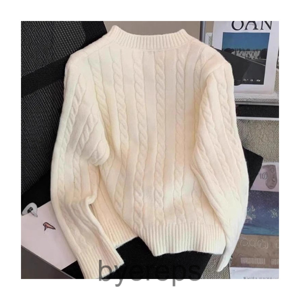 Ralph lauren knits ( has tons ) — photo 4 of 4