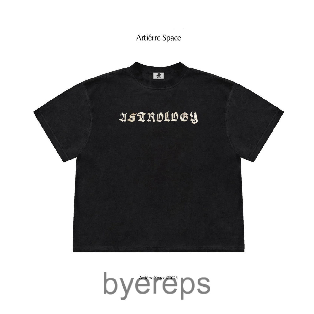 Random No Name Tee