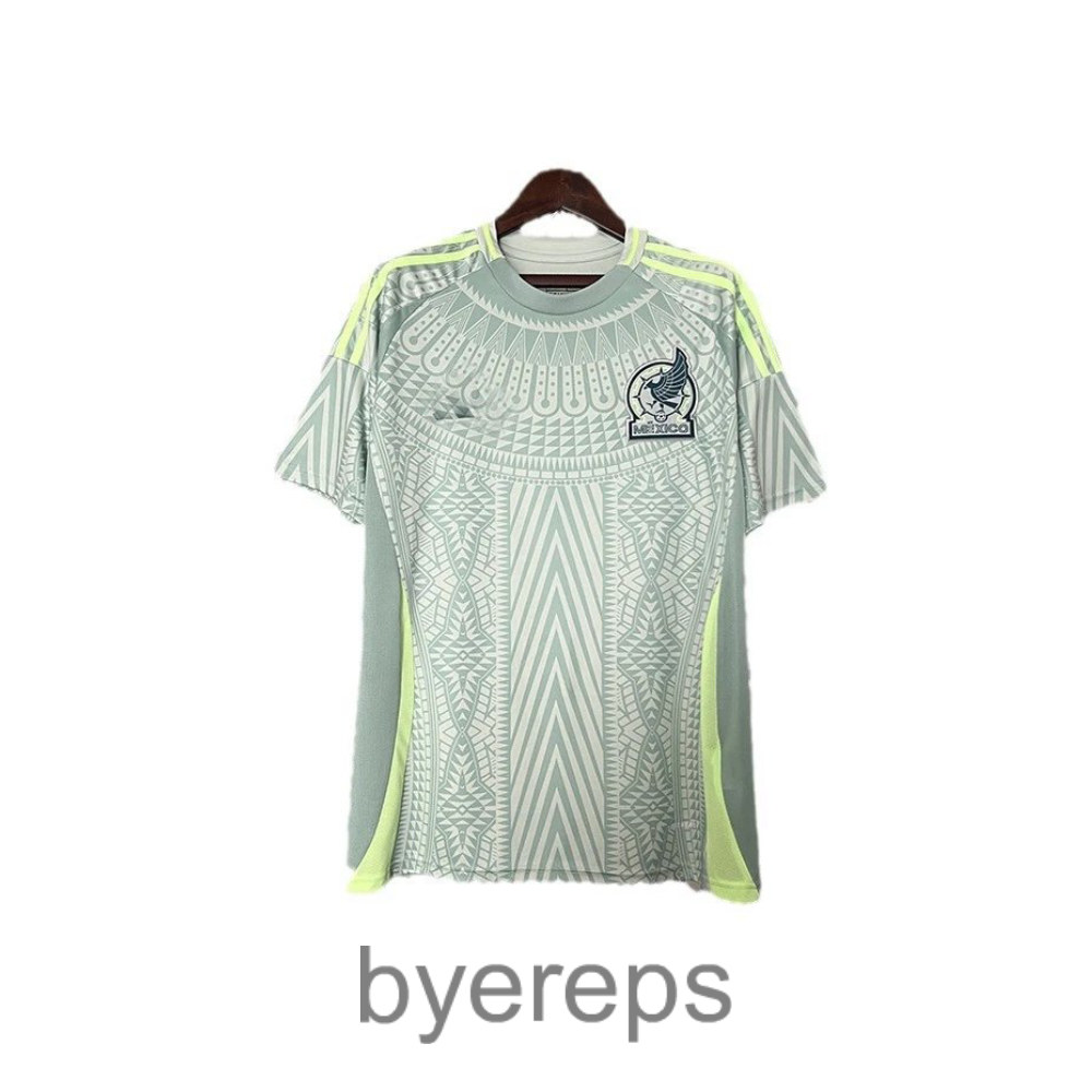 Unbranded Real Madrid Special Jersey — photo 4 of 4