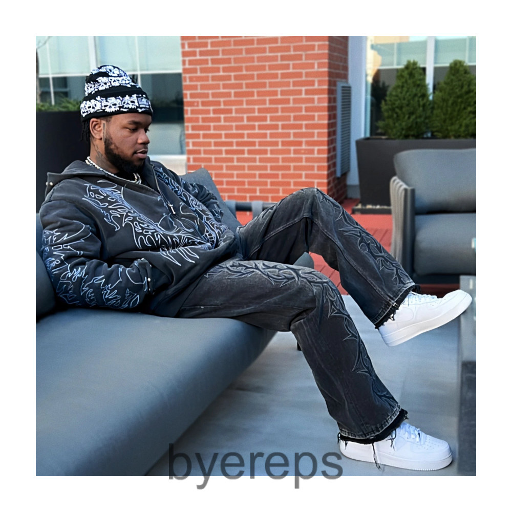 Revenge jeans ( has blue also )