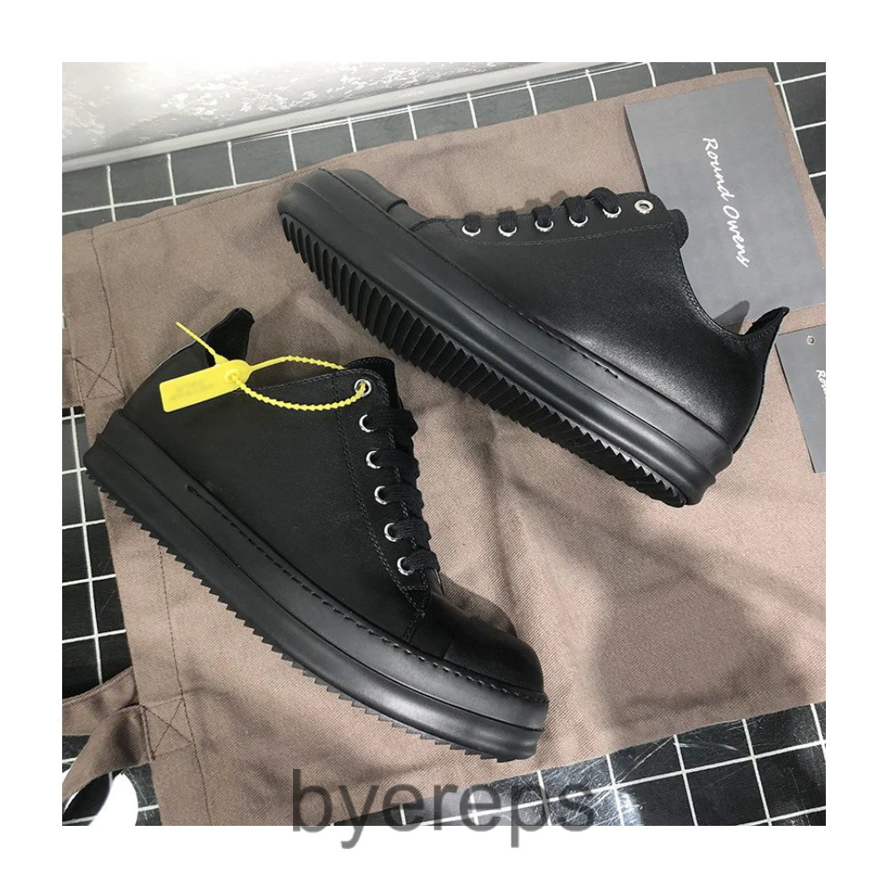 RoundOwens Men's Low-Top Sneakers
