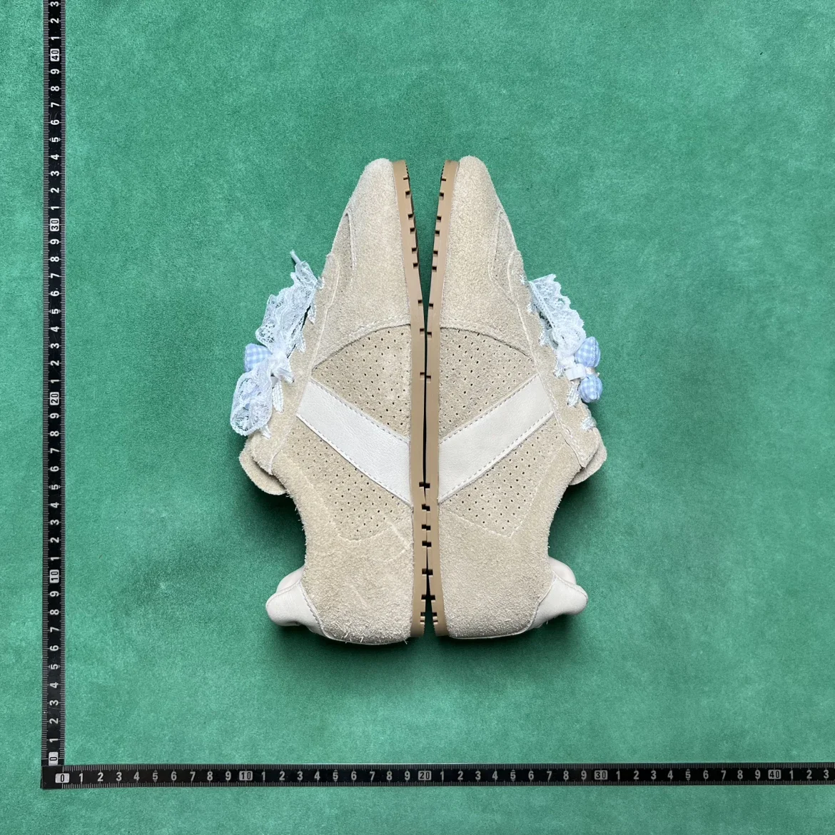 Ruffle Retro Runners