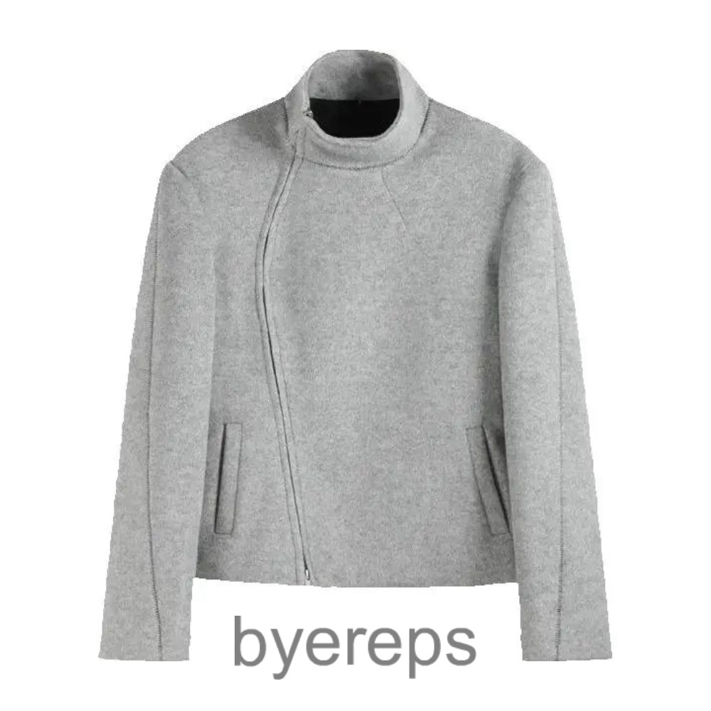 Slight Vogue Lock asymetrical jacket