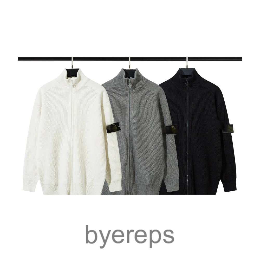 Stone Island Clothes (23 Colourways)