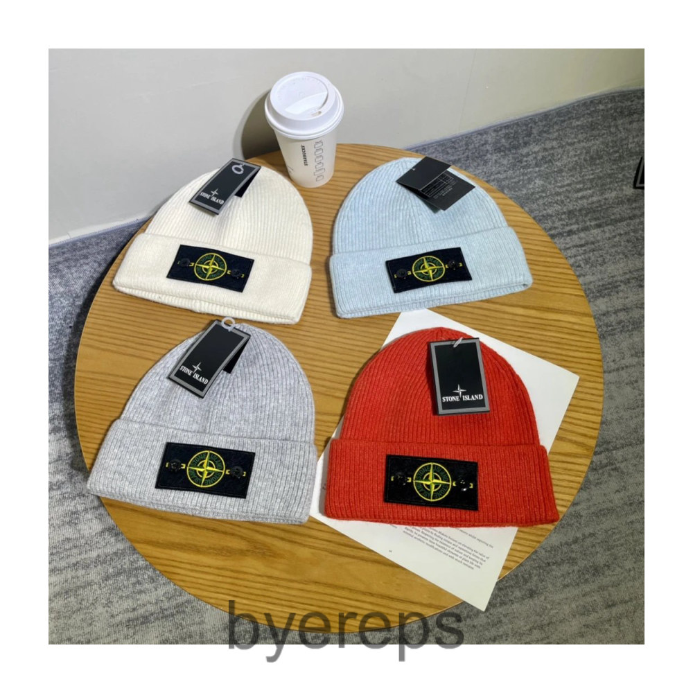 Stone Island Knitted Hat