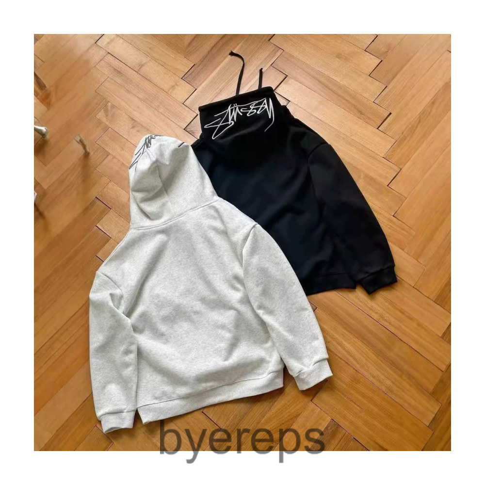 Stussy Hoodie — photo 3 of 4
