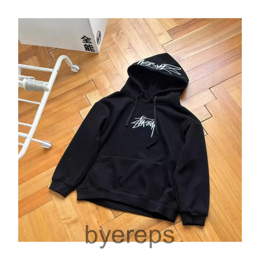 Stussy Hoodie — photo 4 of 4