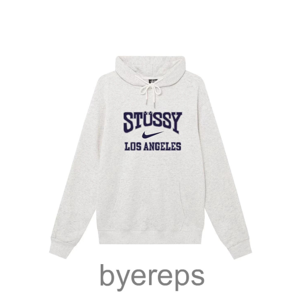 Stussy Hoodie — photo 4 of 4
