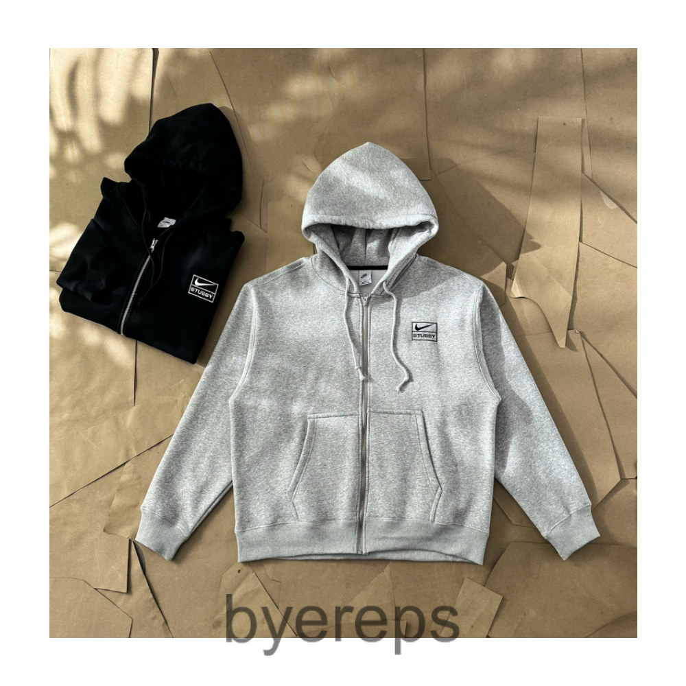 Stussy Hoodie — photo 3 of 4