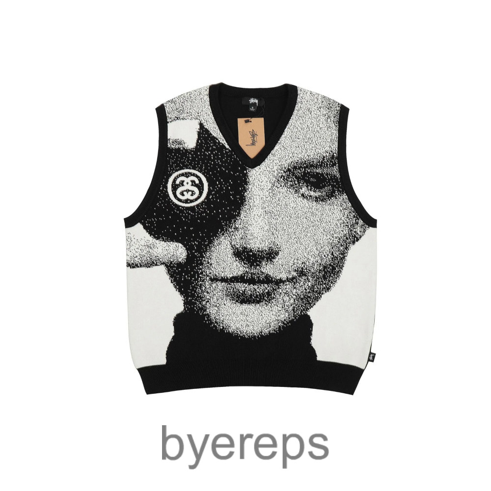 Stussy Knits (20+ styles) — photo 2 of 4