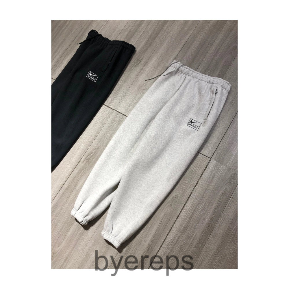 Stussy X Nike fleece Pants — photo 2 of 4