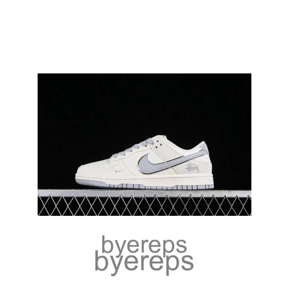 Stussy X SB Dunk Low Off White/Grey