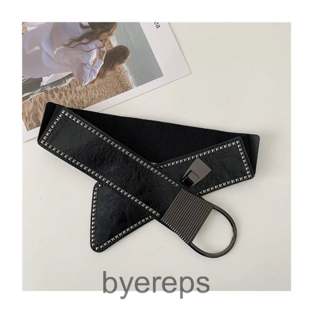 Unbranded Stylish Wide Belt — photo 2 of 4