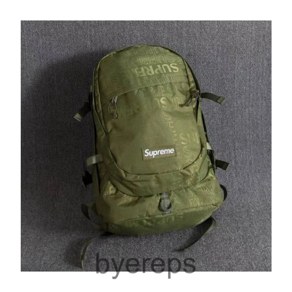 Supreme Backpack — photo 3 of 4
