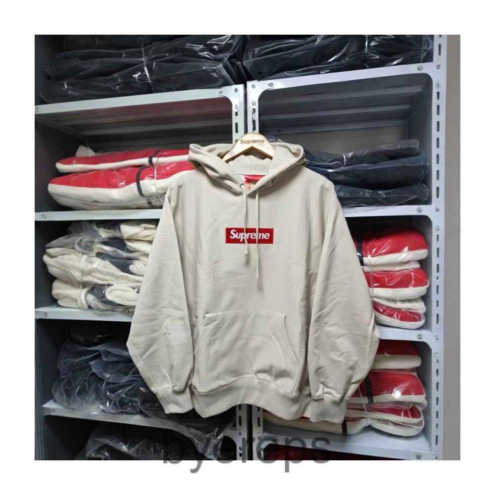 Supreme Black Box Logo Hoodie — photo 3 of 4