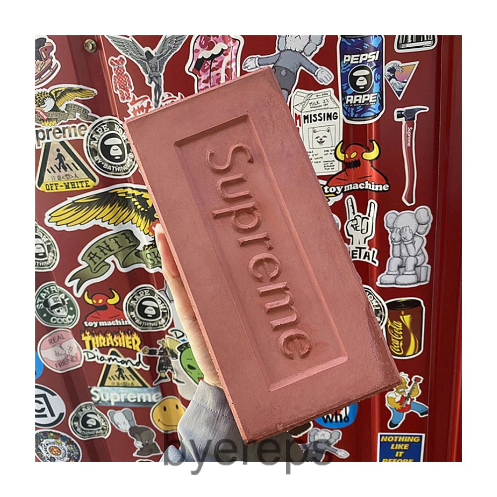 Supreme Brick — photo 2 of 4