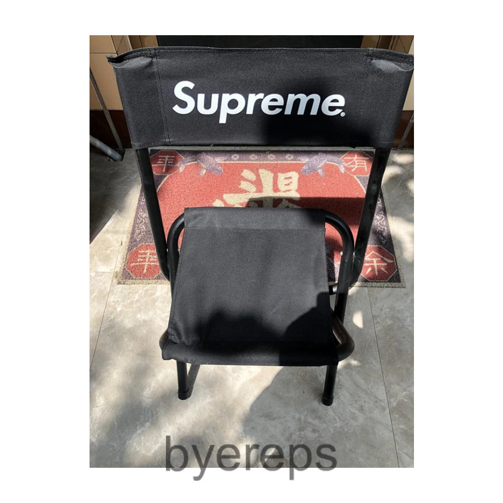 Supreme Chair — photo 3 of 4