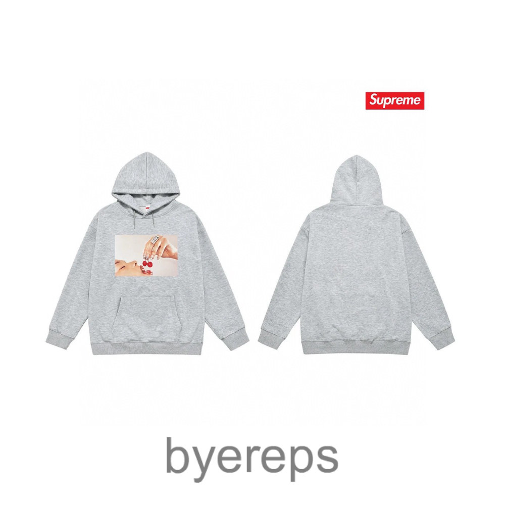 Supreme Hoodie — photo 4 of 4