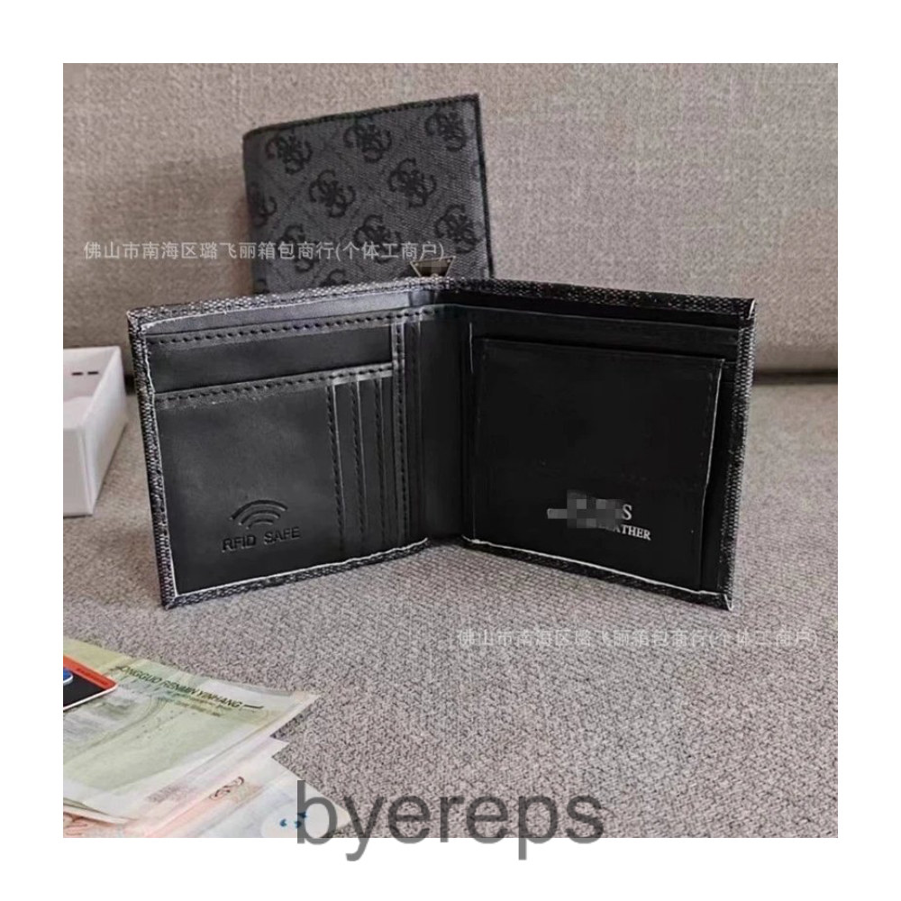 Supreme Monogram Wallet — photo 2 of 4