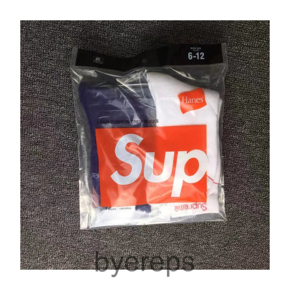 Supreme Socks — photo 2 of 4