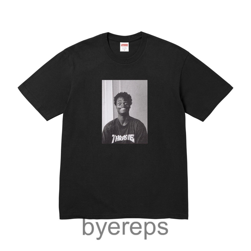Supreme T-shirts cross-logo