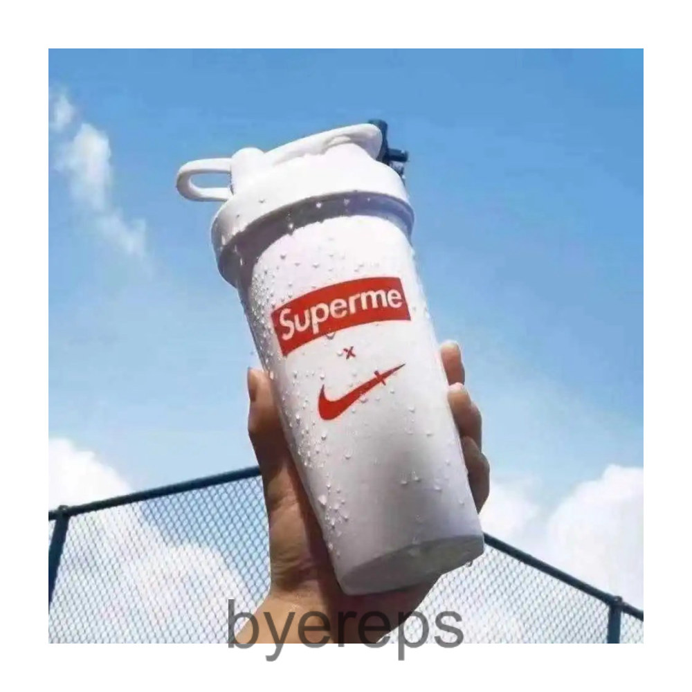 Supreme Water Bottles (22+ Styles) — photo 4 of 4