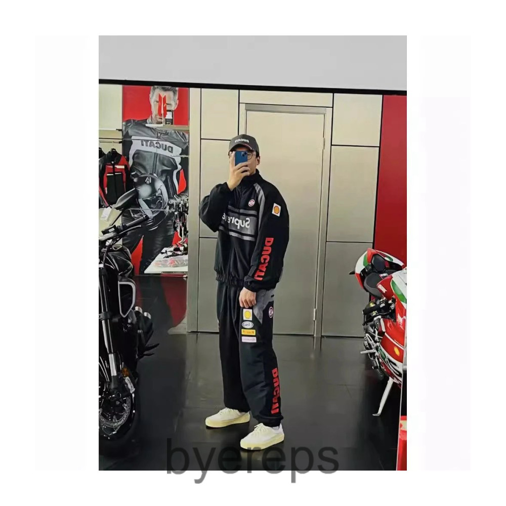 Supreme x Ducatti Jacket — photo 3 of 4