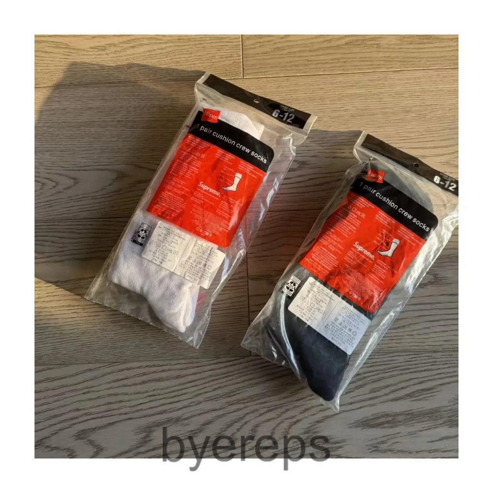 Maison Margiela Supreme x Margiela Socks — photo 2 of 4