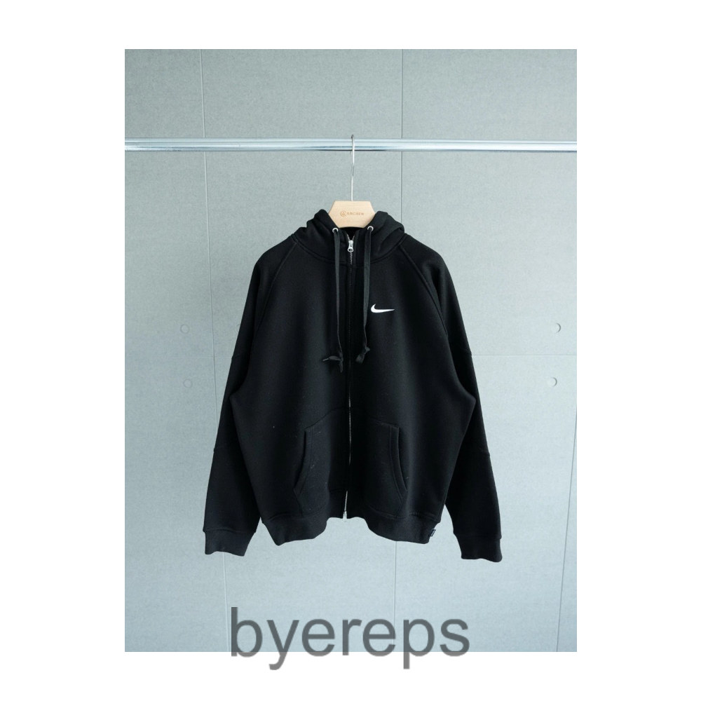 Supreme x Nike Zip Up — photo 4 of 4