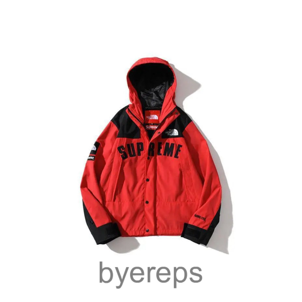 Supreme x Northface Windbreaker — photo 2 of 4
