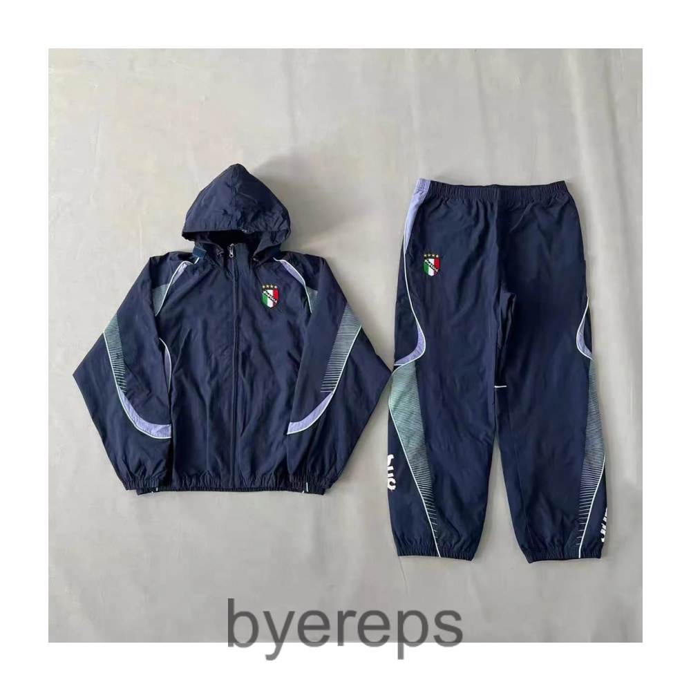 Supreme x Umbro Jacket — photo 3 of 4