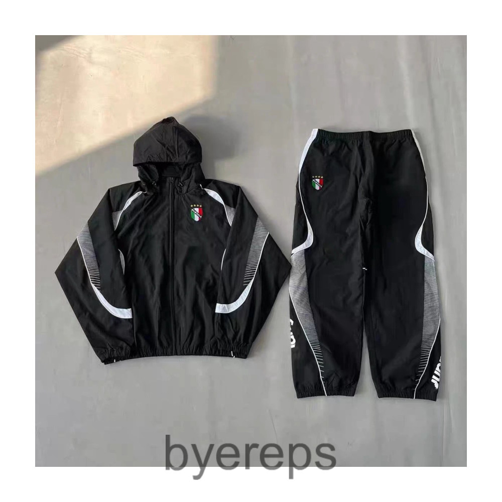 Supreme x Umbro Jacket — photo 4 of 4