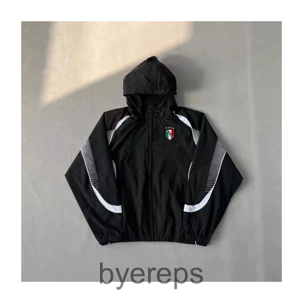 Supreme x Umbro Windbreaker Italy Black