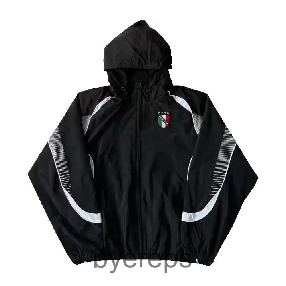 Supreme x Umbro Windbreaker Italy Black