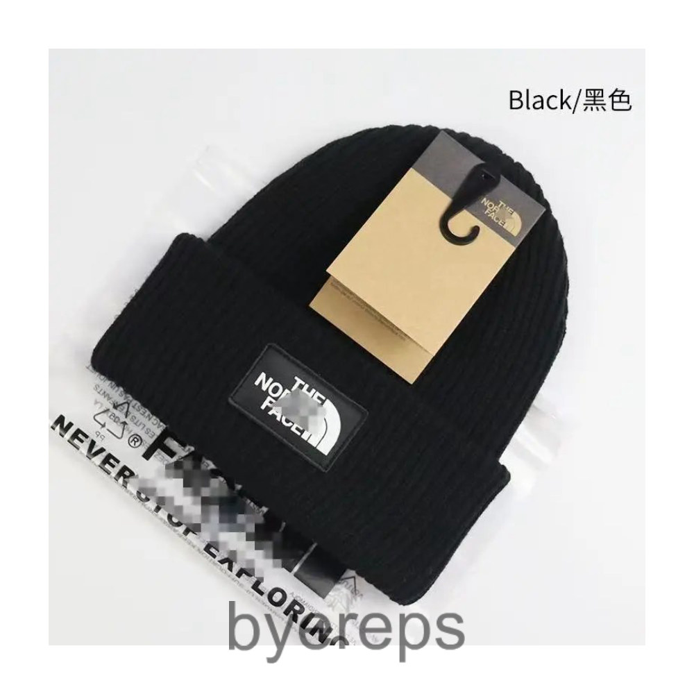 The North Face Fashion Winter Hats — photo 3 of 4