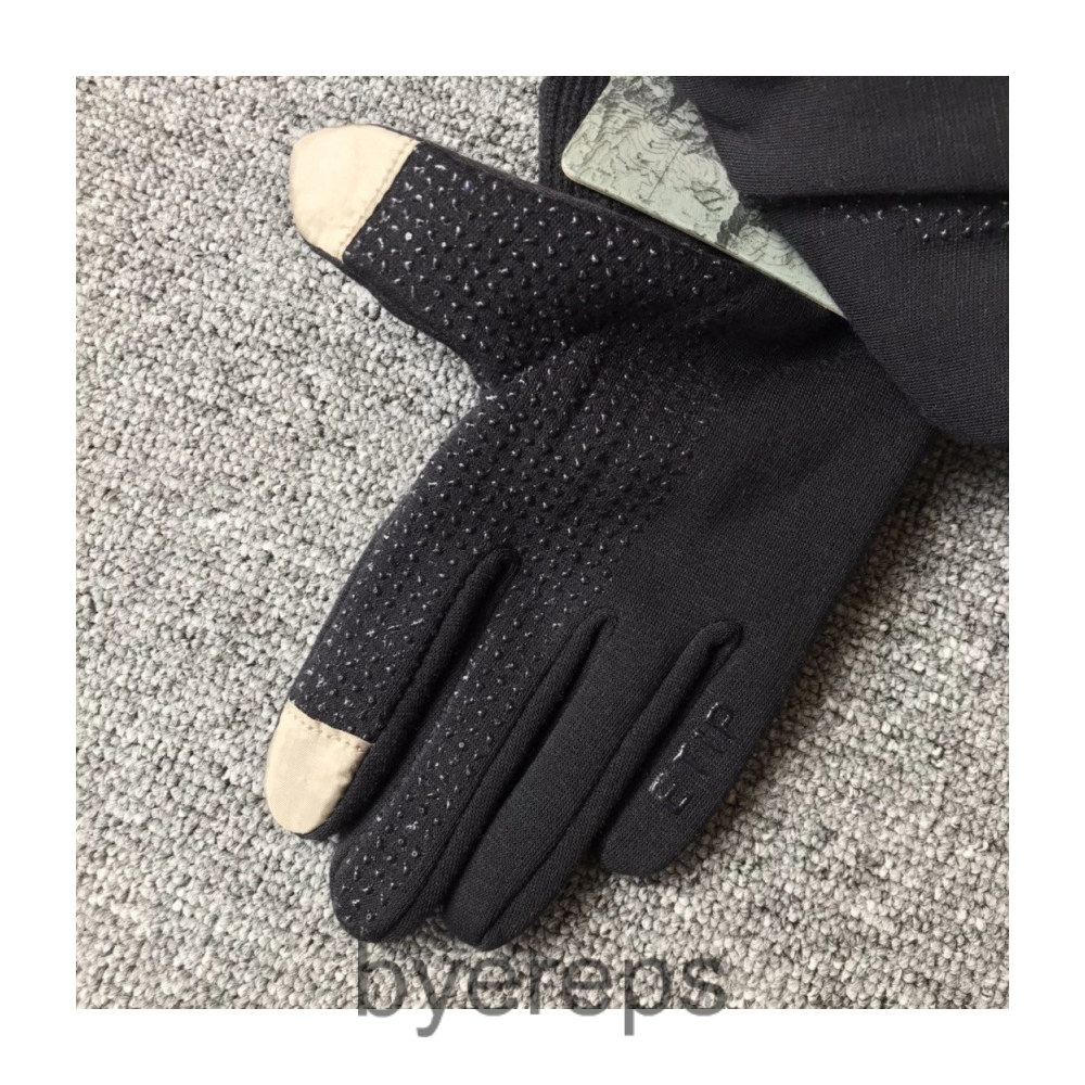 The North Face gloves — photo 3 of 4