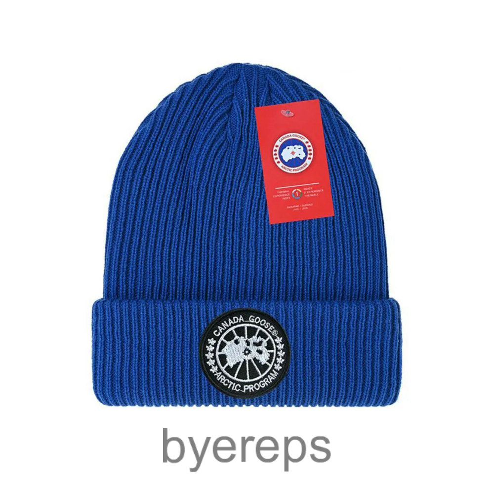 The North Face Knitted Hat — photo 3 of 4