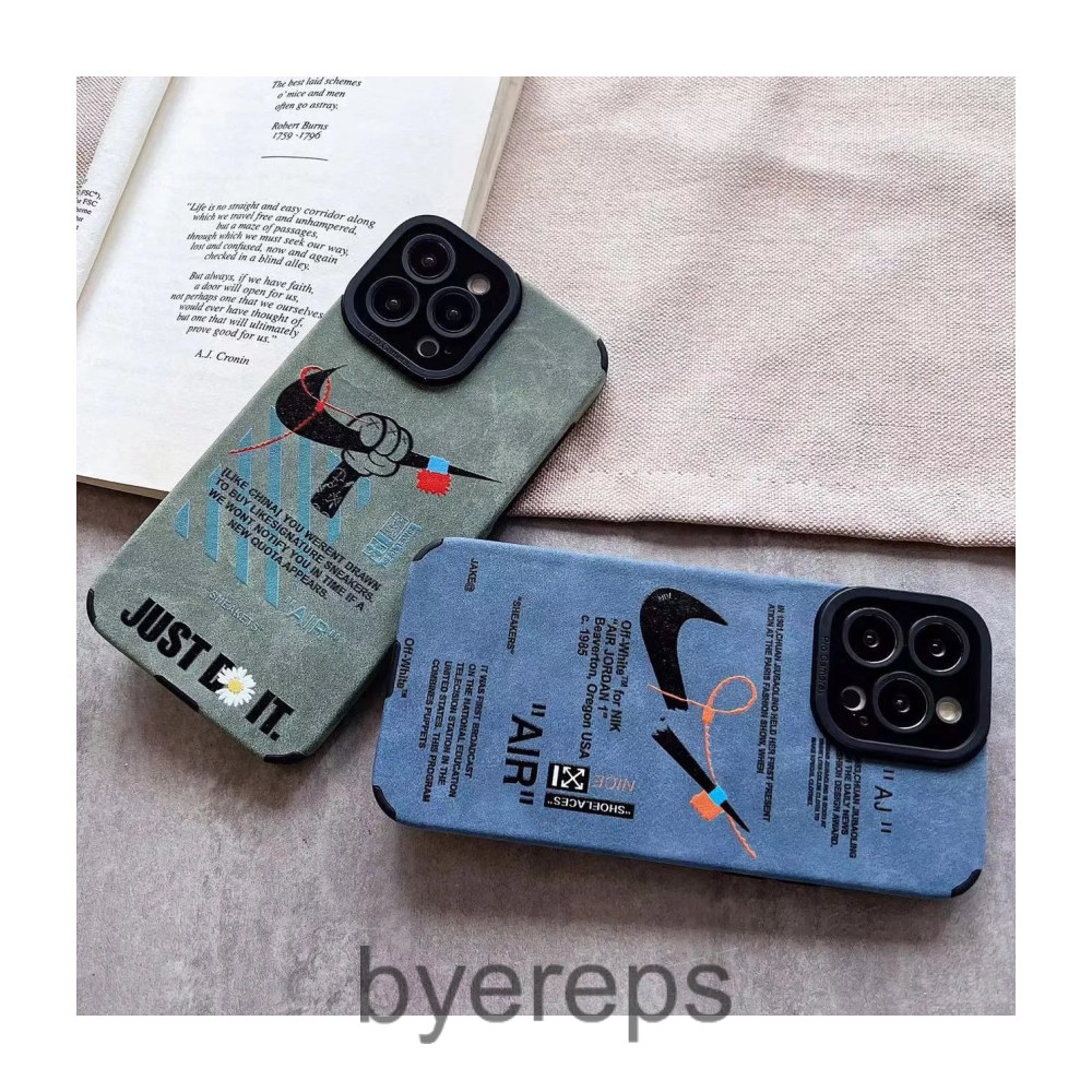 The North Face Phone Case — photo 4 of 4