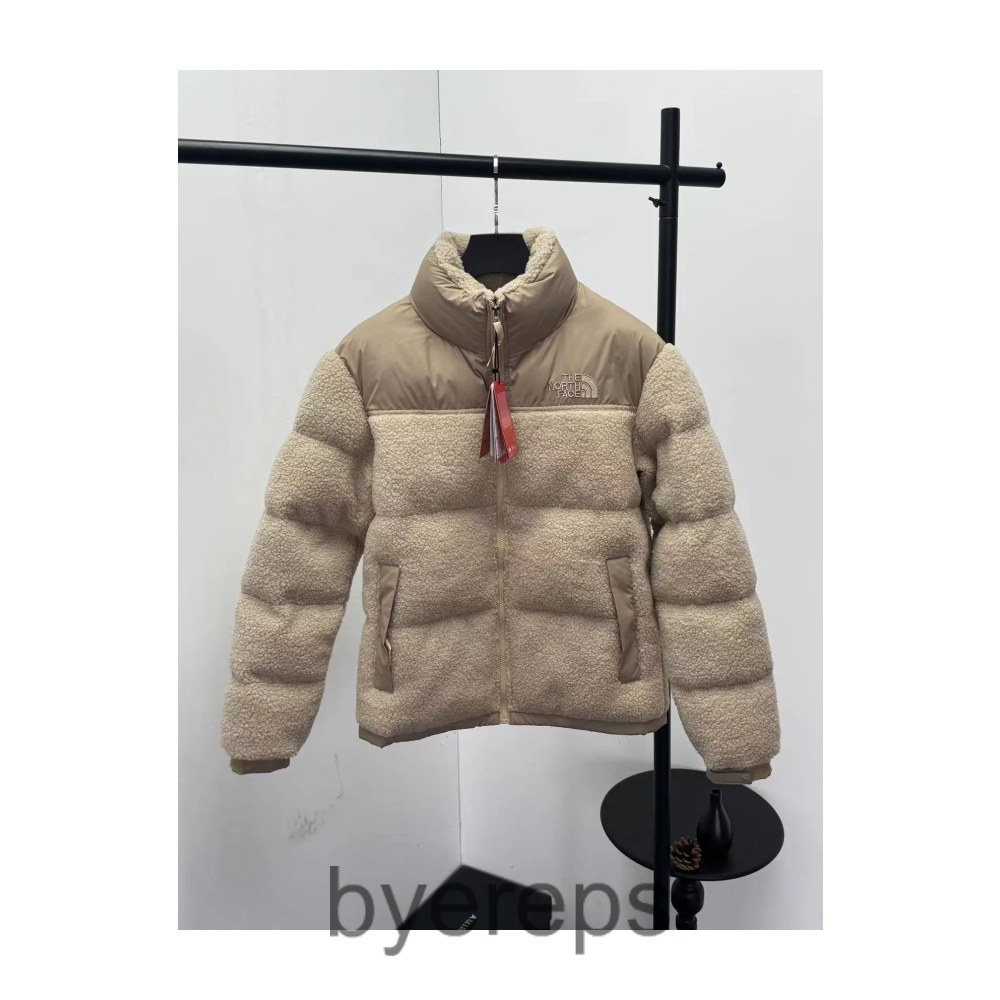 The North Face QuiltedJacket — photo 3 of 4