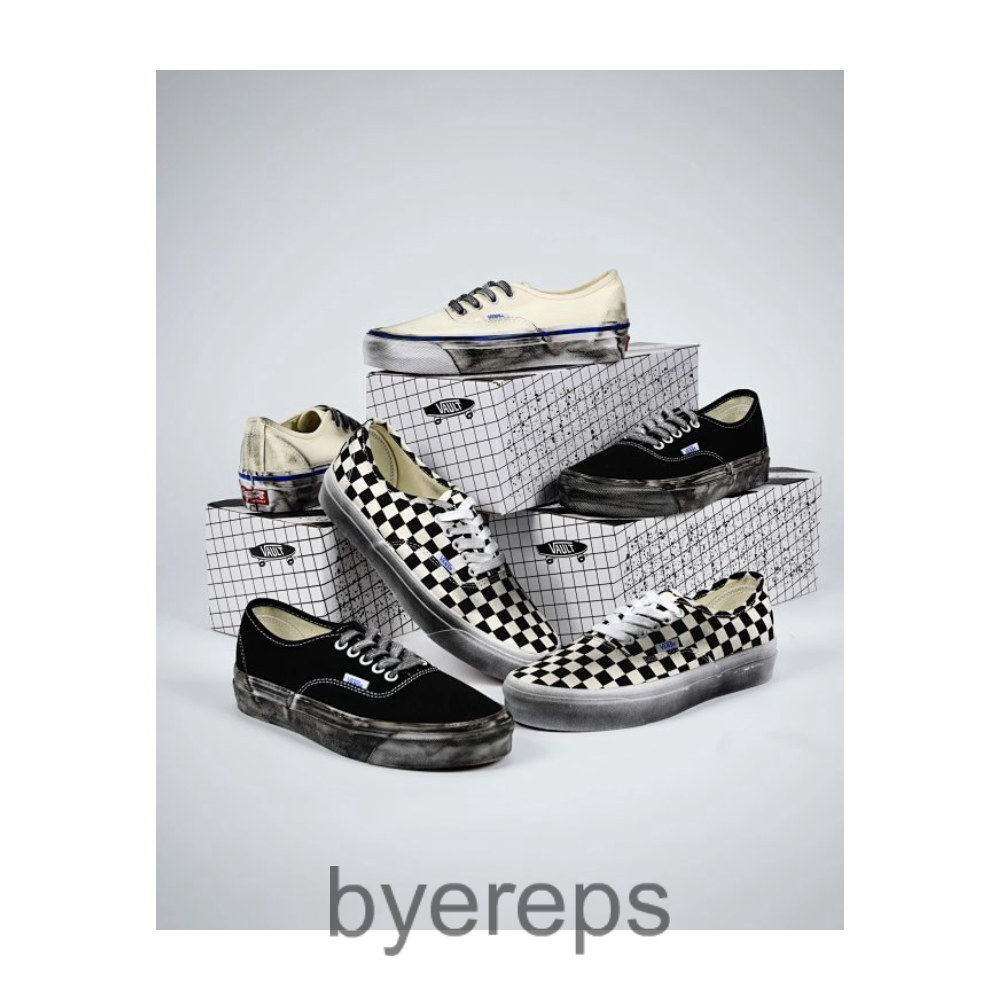 Three times vulcanized Vault OG Authentic LX Anaheim distressed low-top canvas shoes
