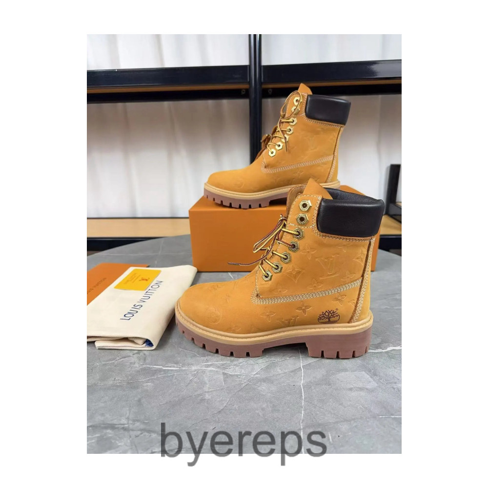 Unbranded Timberland x Louis Vuitton — photo 2 of 3
