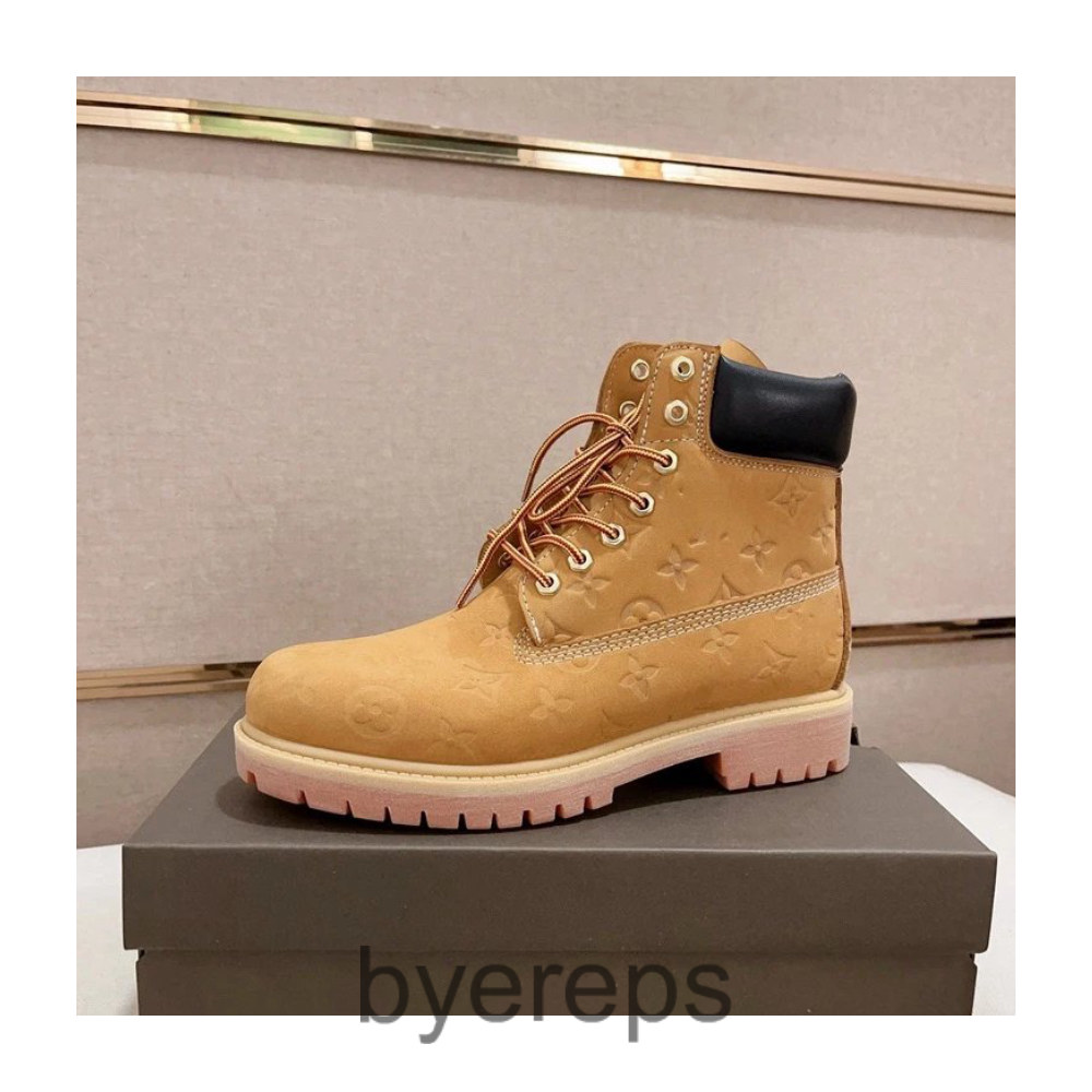 Unbranded Timberland x Louis Vuitton — photo 3 of 4