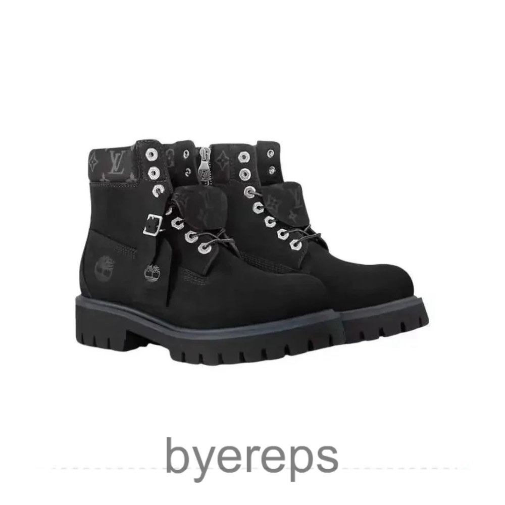 Unbranded Timberlands ( 2 colors ) — photo 4 of 4