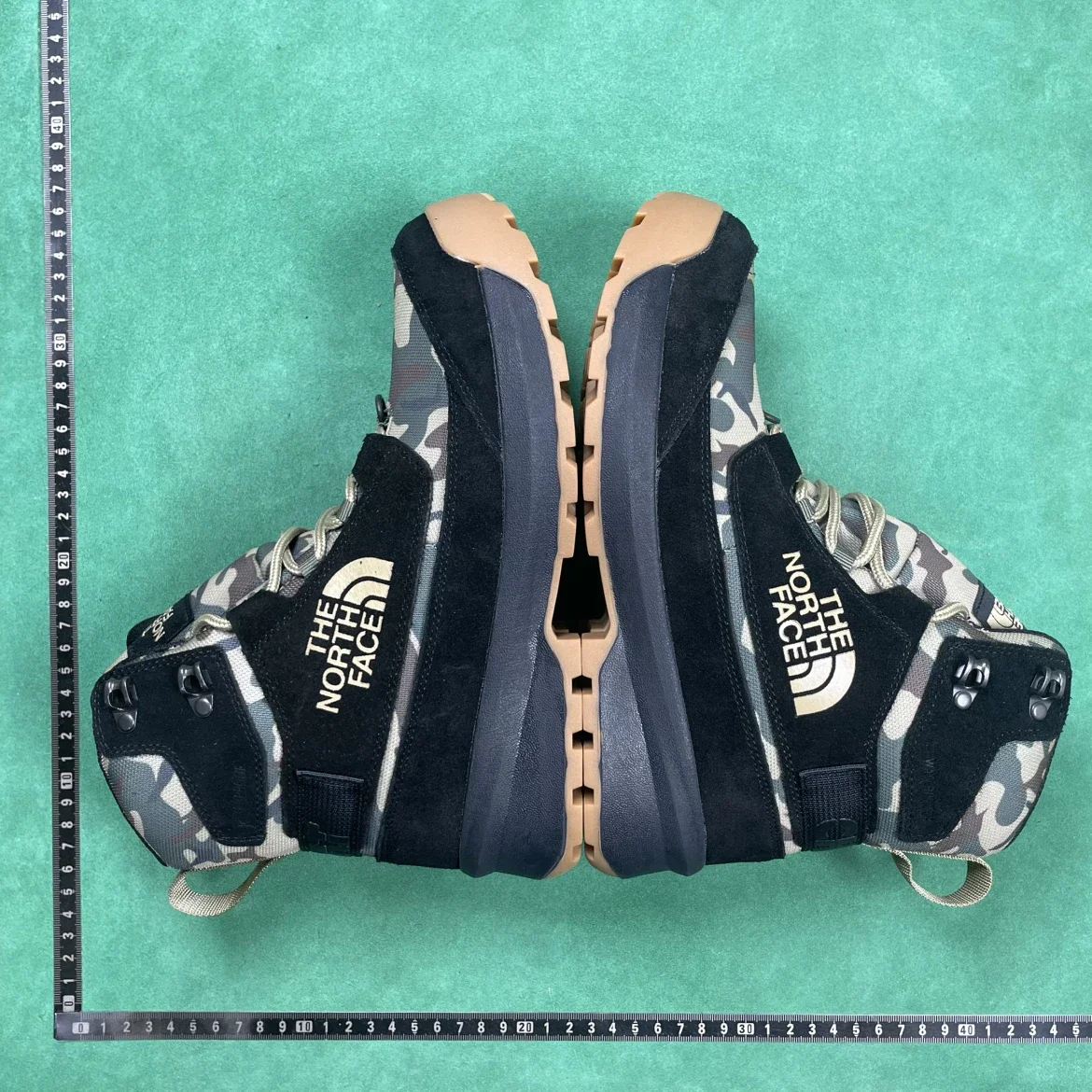 TNF Chilkat V Lace