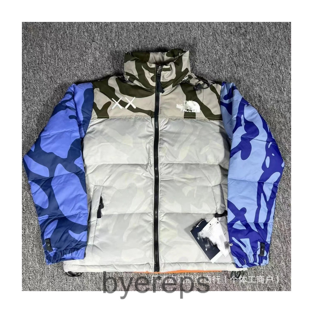 The North Face TNF nuptse ( has more ) — photo 2 of 4